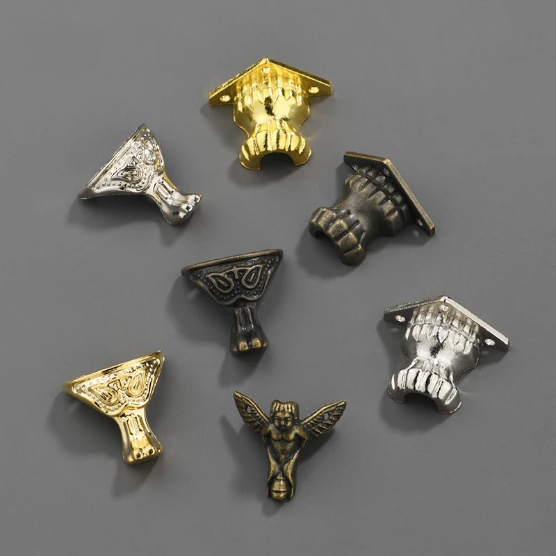 8pcs Antique Corner Brackets Z - Furniture Hardware And Fittings recension och pris